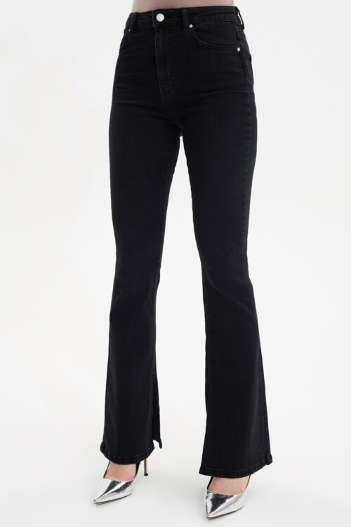 Trendyol Slit High Waist Flare Jeans TWOAW21JE0025 4