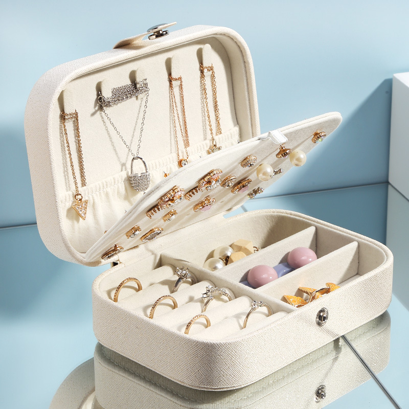 2022 Portable Jewelry Box Jewelry Organizer Display Travel Jewelry Case Boxes Button Leather Storage Zipper Jewelers Joyero 2